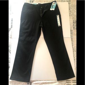 Lee relaxed fit black jeans